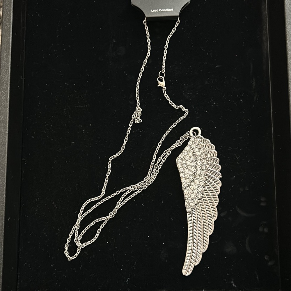 Rhinestone Angel Wing Necklace Silver Statement Glam Lobster Closure - Picture 2 of 6